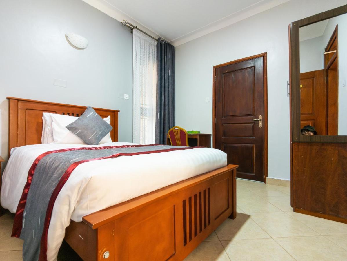 Excelsis Garden Hotels - Kampala Bagian luar foto