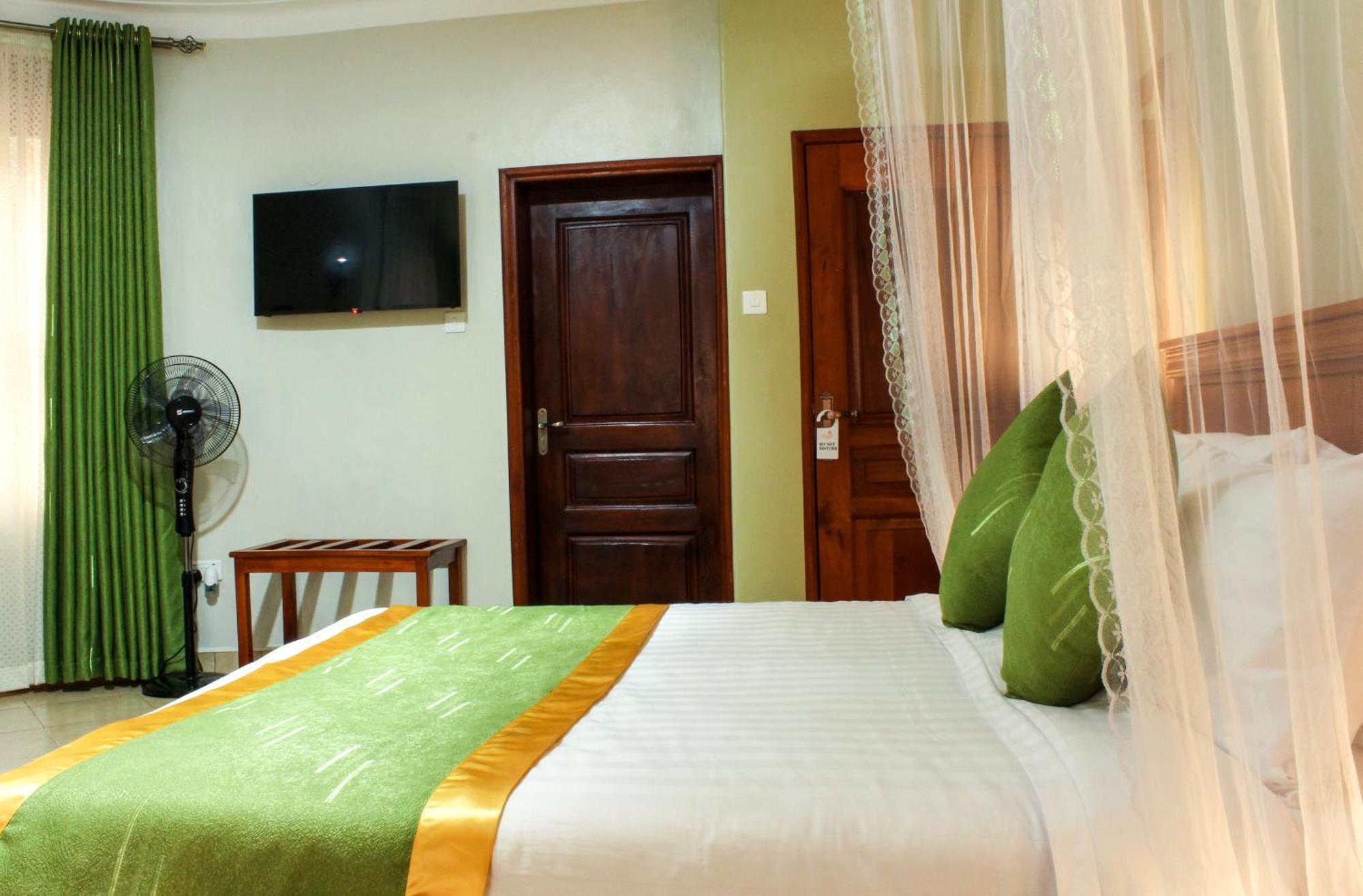 Excelsis Garden Hotels - Kampala Bagian luar foto