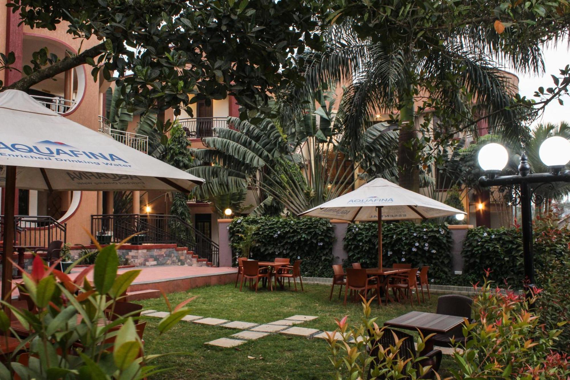 Excelsis Garden Hotels - Kampala Bagian luar foto